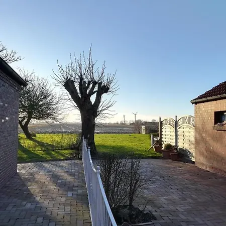 Fewo Kira, Direkt Hinterm Deich Apartamento Dornum